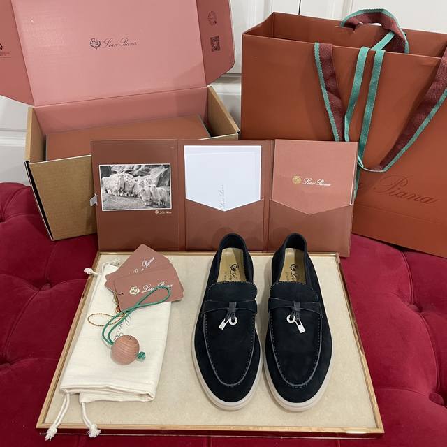 莞厂 代购级别 Loro Piana* Fw24经典乐福鞋休闲鞋 诺悠翩雅lp奢华品牌 低调富人的不二选择！ 简约高级 低调奢华 随性好穿，舒适度满分 鞋面：原