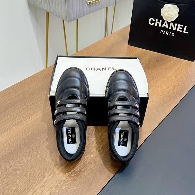 顶级版本 Chanel 小香 24 菱格纹小羊皮魔术贴运动鞋菱格玛丽珍休闲鞋 顶级版本 Coco女孩必入 明星同款 杨幂angelbaby 宋轶同款运动鞋 永远
