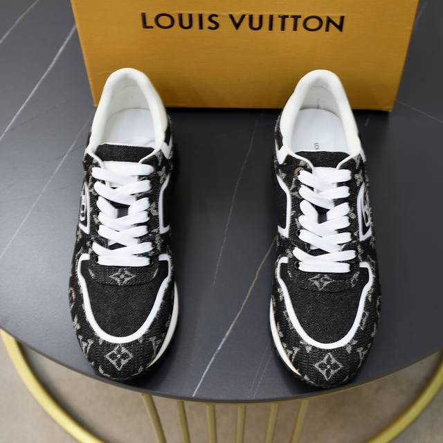 新品lou* V-高端男士运动休闲鞋顶级代购原单货。 原版进口布匹面搭配l家经典logo牛皮内里牛皮垫脚原版厚底增高鞋底 Size：39-44 38、45定制