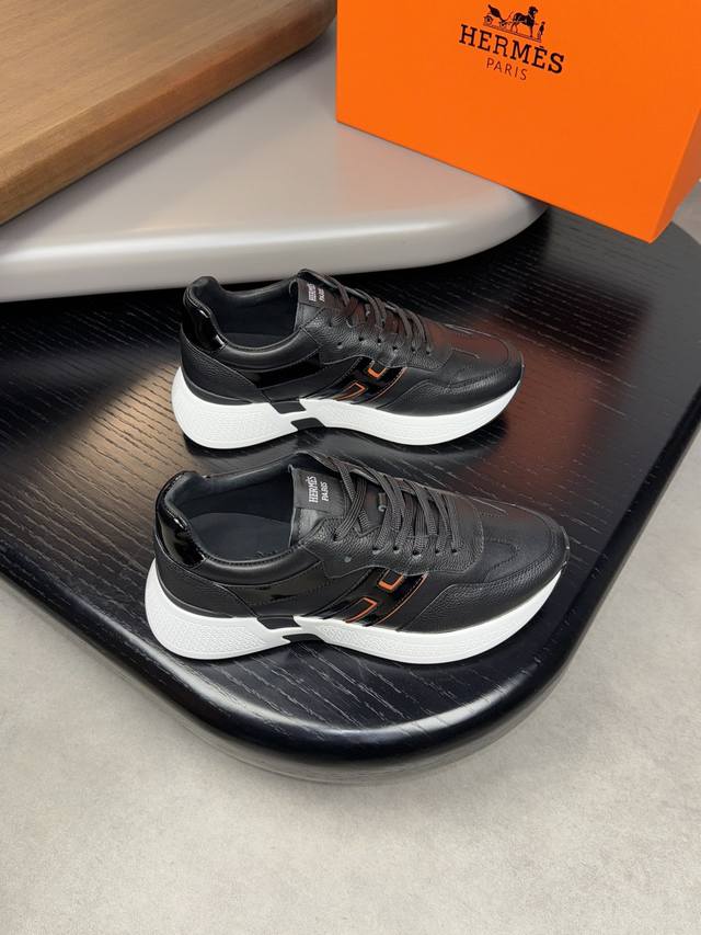 码38-45 38.45定制-高端品质 原单休闲运动鞋-鞋面：摔纹小牛皮、纳帕小牛皮、鞋身车缝′H′图腾-内里：水染牛皮-大底：超轻tpu发泡 橡胶；双色成型大