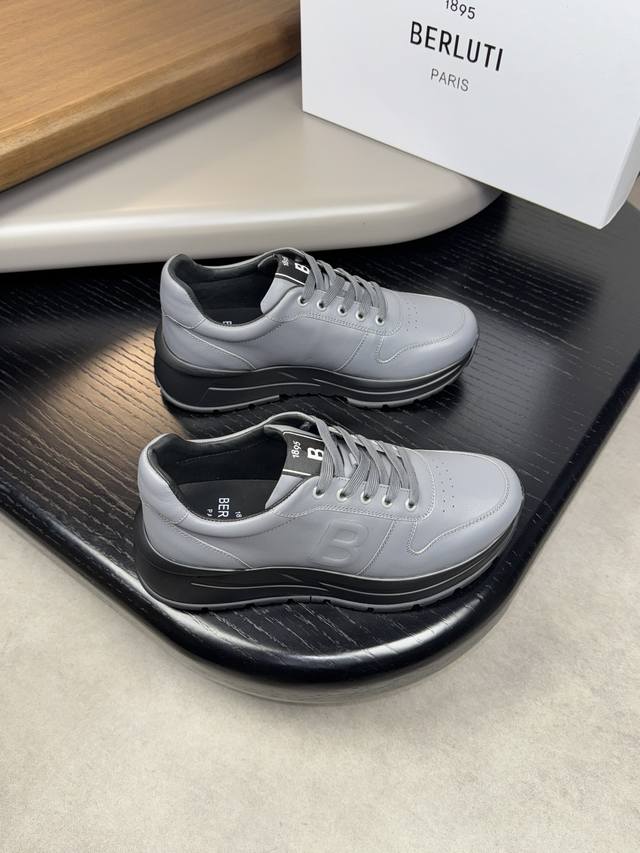 码38-45 38.45定制-高端品质 原单休闲运动鞋-鞋面：进口纳帕小牛皮、鞋身空压品牌图腾-内里：水染牛皮-大底：超轻tpu 橡胶；成型大底-超高品控 做工
