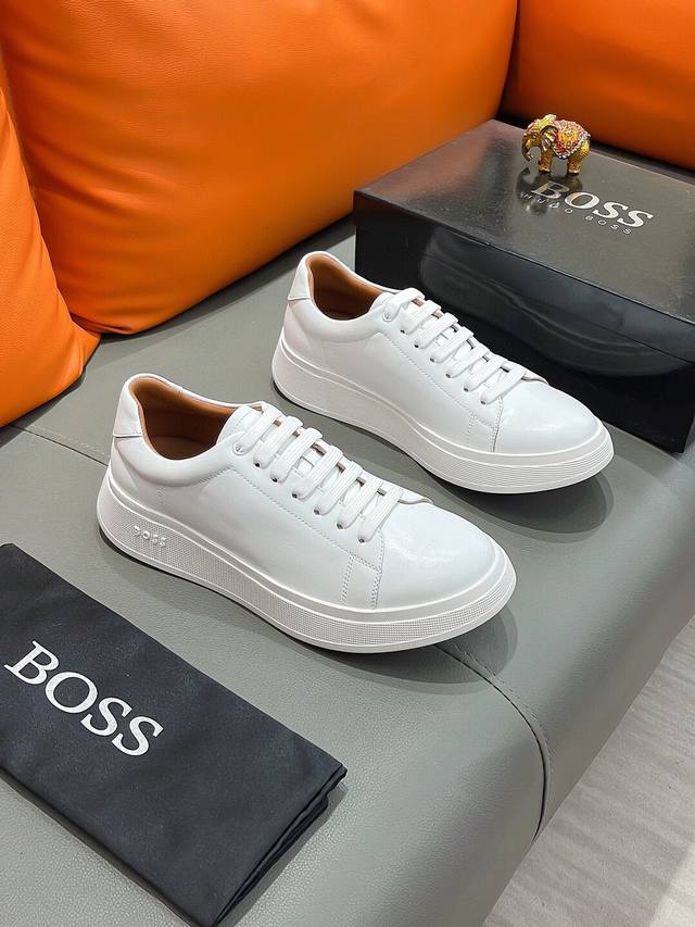 商品名称：Boss 波士正规码数: 38-44 休闲鞋商品材料：精选 进口牛皮鞋面，舒适羊皮内里；原厂大底