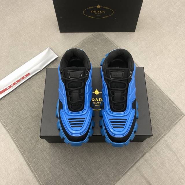 Prad* 普拉达最新走秀厚底老爹鞋，众多明星同款，国际品牌1:1制作， 引领大气高端时尚前沿 鞋面原版飞织滴胶面料牛皮垫脚精细做工 原厂特供原版耐磨防滑大底，