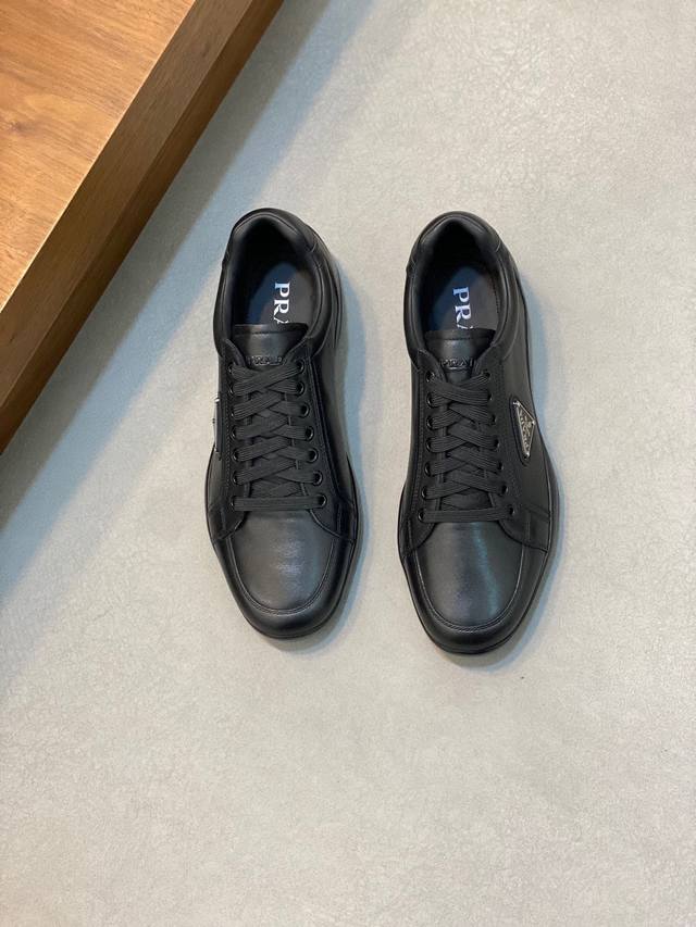 Prada 普拉达-高端品质 原单-鞋面 原版纳帕小牛皮 完美拼接-内里 垫脚：顶级牛皮-大底 原版大底-超高品控 做工精细：凸显 高端 贵气 档次-Size