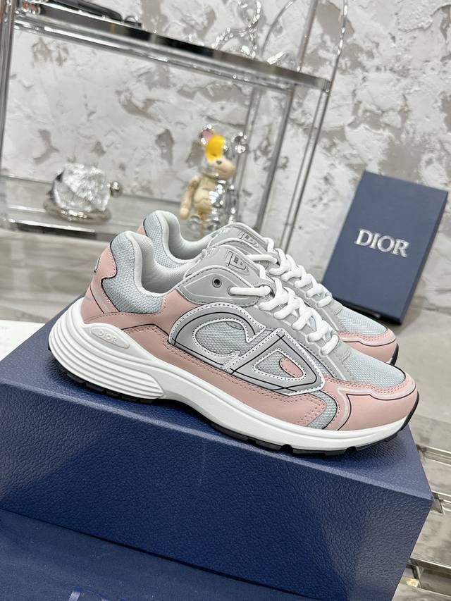 工厂价： 高版本Dior 迪奥最新配色b30系列 反光 老爹运动鞋原版8690购入开发 做货 全新b30运动鞋 顺应复古市场的趋势的 Dad Shoes风格鞋款