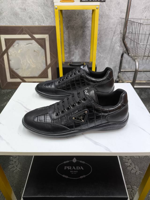 Prada-普拉达 官网同步 专柜品质 欧洲走秀款 鞋面进口原版牛皮面料 简而不凡 奢而不华 此款演绎着恰到好处 真皮内里 羊皮内里 特供大底 尺码 Size