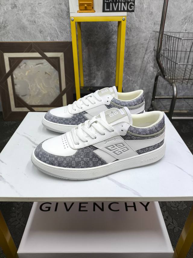 Givenchy 纪梵希 新款 专柜同步 人手一双 不容错过 专柜买版 完全1:1 开模定制顶级版本 原版展示提供对比 让大货做到和原版0区别 实物和图片来见证