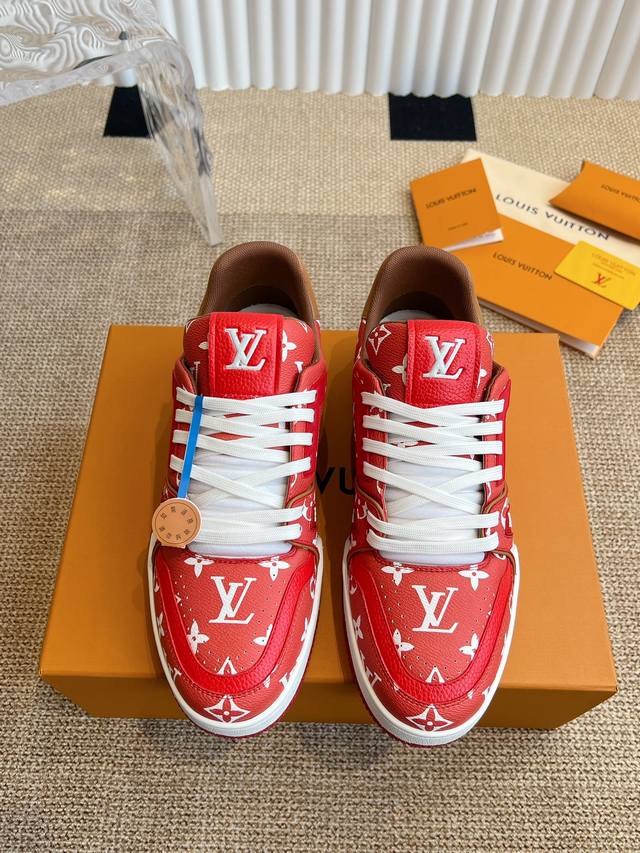 Louis Vuitton Trainer 路易-威登板鞋2024 Ss New'官方同步新颜色Trainer Maxi运动鞋将成衣系列的宽松廓形引入 Virg