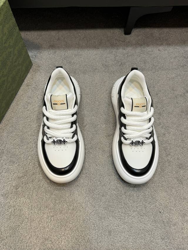 Gucci 古驰 高端品质 原单高帮休闲运动鞋 鞋面：纳帕小牛皮、鞋身高周波品牌图腾、后跟激光品牌logo图腾-内里：品牌帆布，鞋口.垫脚；水染牛皮-大底：超轻