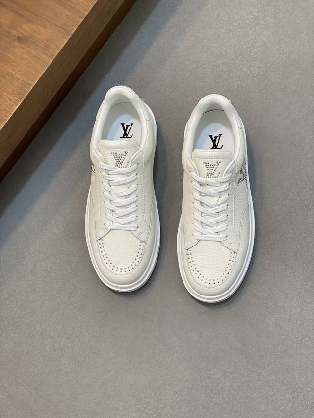 Louis Vuitton 路易威登-高端品质 原单-鞋面：高丝光小牛皮、高周波品牌logo-内里：意大利进口透气网布，-大底：舒适tpu成型大底-超高品控 做