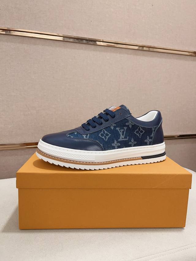 工厂价 Louis Vuitton 路易威登 Lv 新款专柜同步发售，鞋面意大利进口头层牛皮，全进口羊皮内里，完全1比1复刻，鞋底：原厂特供原版底，独家活动成型