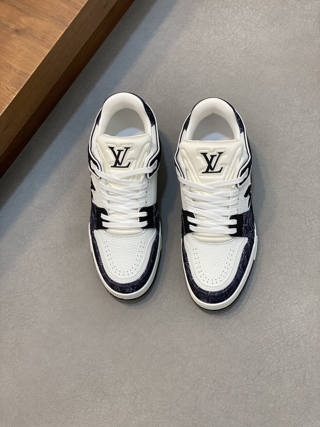 Louis Vuitton 路易威登-高端品质 原单休闲运动鞋-鞋面：摔纹小牛皮、品牌图腾帆布、鞋身车缝品牌注塑模块-内里：品牌帆布-大底：原版tpr.橡胶；双