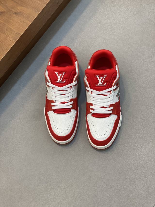 Louis Vuitton 路易威登-高端品质 原单休闲运动鞋-鞋面：摔纹小牛皮、品牌图腾帆布、鞋身车缝品牌注塑模块-内里：品牌帆布-大底：原版tpr.橡胶；双