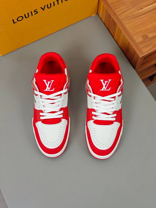 Louis Vuitton 路易威登-高端品质 原单休闲运动鞋-鞋面：摔纹小牛皮、品牌图腾帆布、鞋身车缝品牌注塑模块-内里：品牌帆布-大底：原版tpr.橡胶；双
