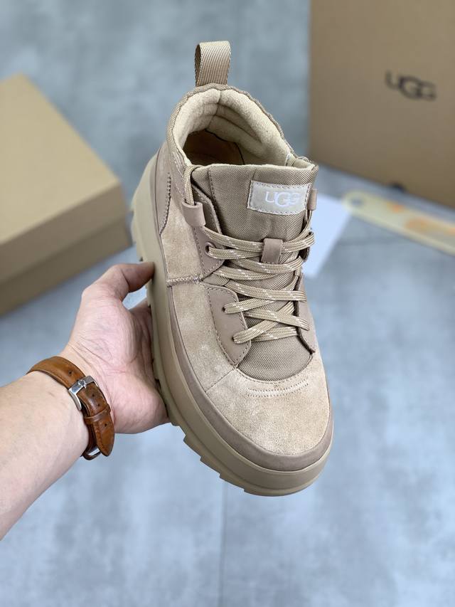工厂价 实价 情侣款 真羊毛 Ugg 爆款男鞋官方网同步正品品质不是一般市场仿货可比拟的鞋面为进口意大利磨砂牛皮，内里：垫脚级真羊毛只有a级才能显效果 手感柔滑