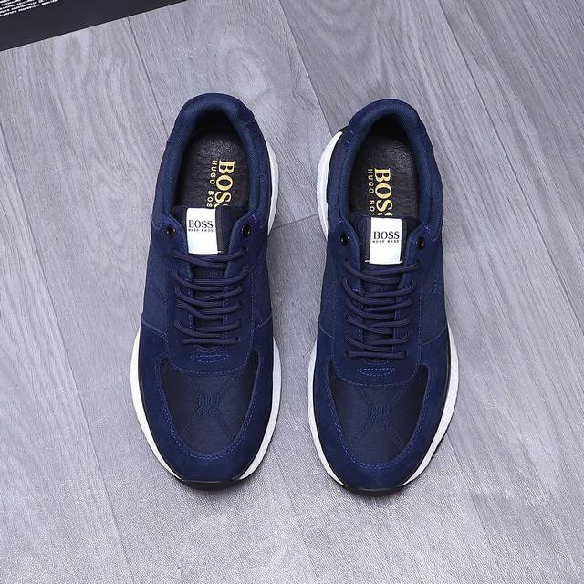 商品商标： Ｂｏｓｓ 休闲鞋正码码数: 38-45商品材料：精选磨砂拼接织布鞋面 透气网内里 橡胶大底