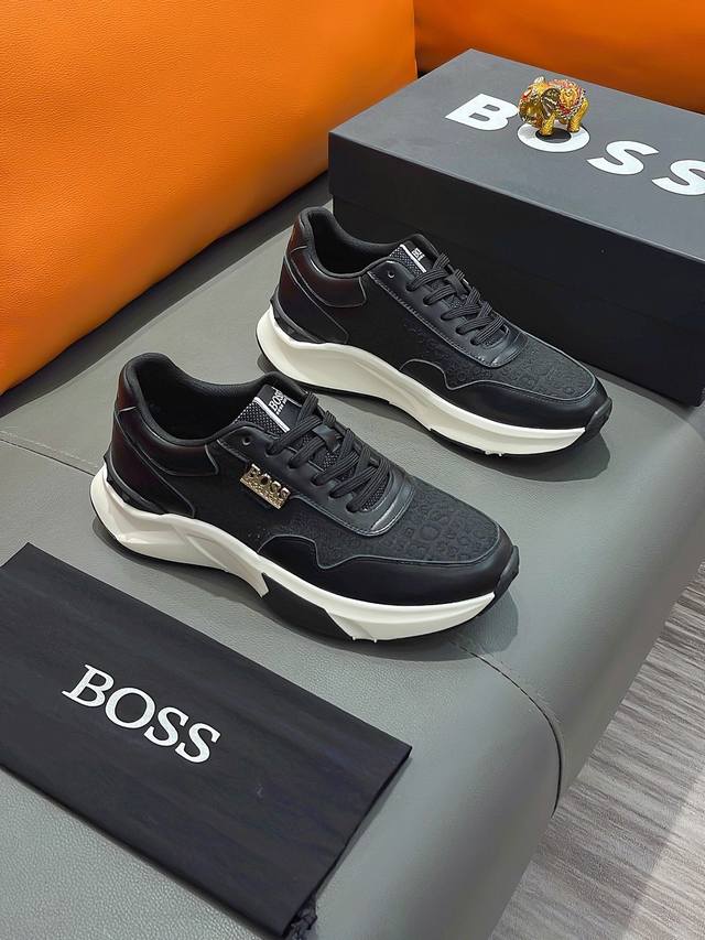 商品名称：Boss 波士正规码数: 38-44 休闲鞋商品材料：精选 牛皮鞋面，柔软羊皮垫脚；原厂特供大底