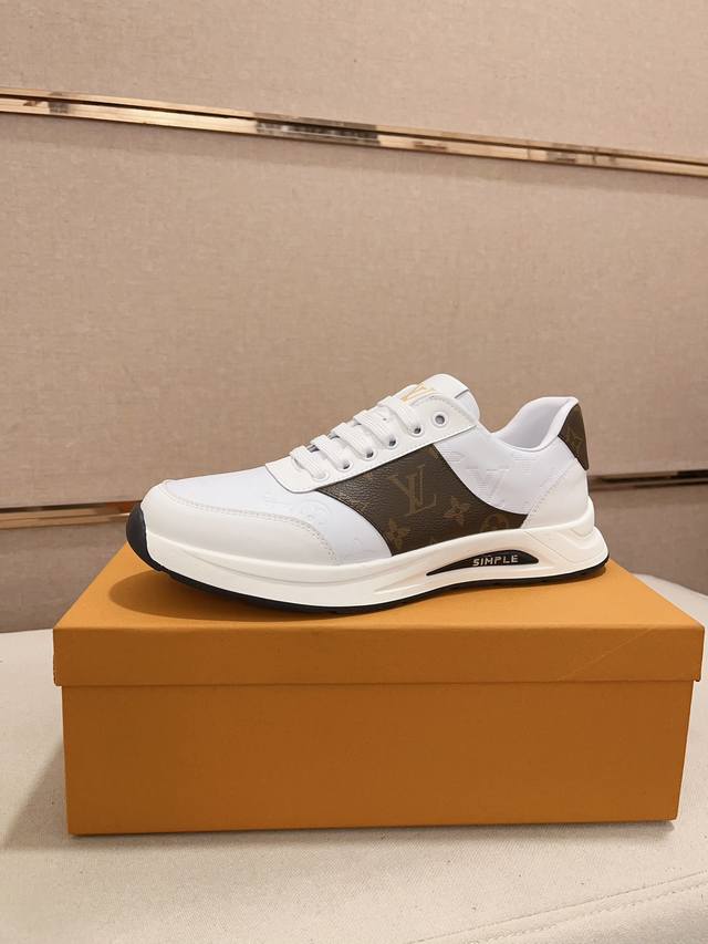 工厂价 Louis Vuitton 路易威登 Lv顶级新款专柜同步发售，鞋面意大利进口头层牛皮，全进口羊皮内里，完全1比1复刻，鞋底：原厂特供原版底，独家活动成