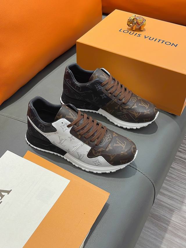 商品名称：Louis Vuitton 路易 威登正规码数: 38-44 休闲鞋商品材料：精选 牛皮鞋面，柔软羊皮垫脚；原厂大底