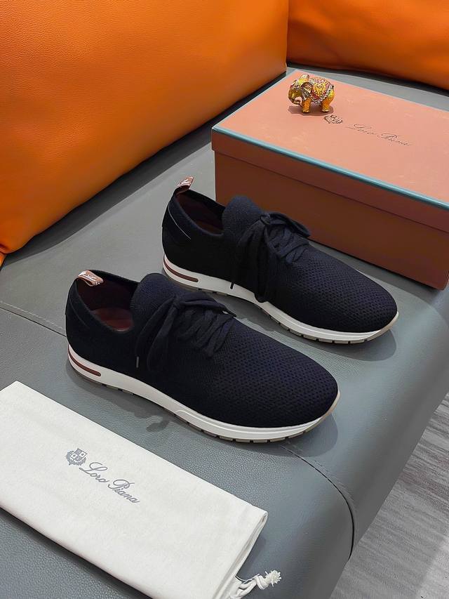商品名称：Loro Piana Lp正规码数: 38-44 休闲鞋商品材料：精选 飞织鞋面，舒适羊皮内里 ；原厂大底