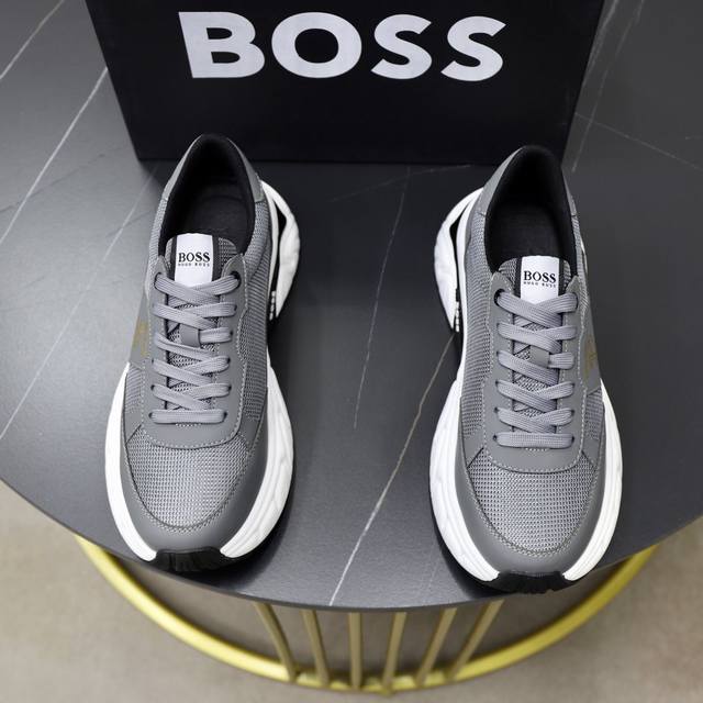 出厂价： Boss 潮流新款上市 官网同款 专柜品质 原版针织工艺 舒适透气内里 做工精细 进口原版用料 原版楦型 上脚舒适 橡胶组合耐磨轻便大底码:38-44