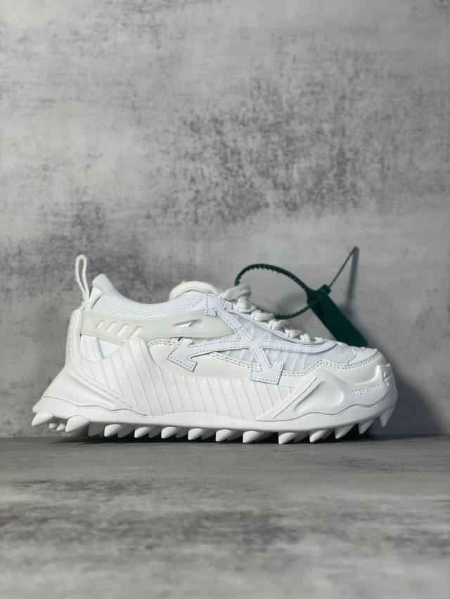 现货 S版本 Off-White Odsy -1000运动鞋 高端产物 原鞋购入细节拉满S版本 -通货版本 5个细节点区分①S版本是由全新磨具5层大底组合而成-