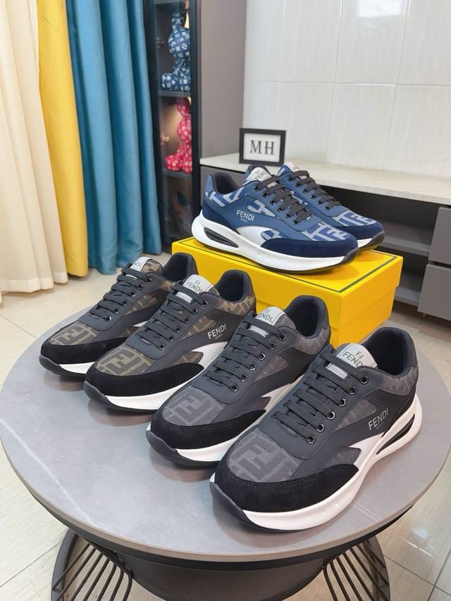 出厂价 Fendi 爆卖款官网全球首发男鞋高端品牌 官网最新款系列：鞋面采用进口牛皮搭配专供面料打造网布透气内里 让行走更加便捷舒适！与官方的质量相比美的1：1