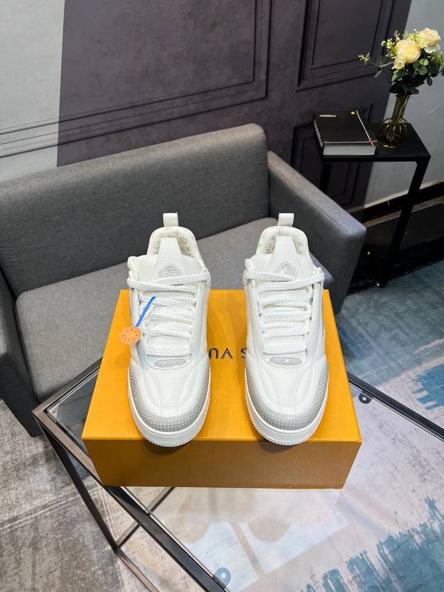 Lv顶级版本 新款 代购品质lv～路易威登lv Trainer最好看的运动鞋，驴牌力推新品，官网限定款复古篮球运动鞋！高帮低帮均花血本购入原版1:1精准复刻、细