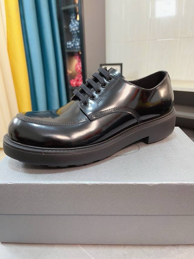 出厂价 Prada 普拉达皮鞋 顶级代购 意大利进口原版定制开边珠牛皮面、全进口水染透气牛皮里垫、原厂特供原版成型底超级舒适，码数：38-44