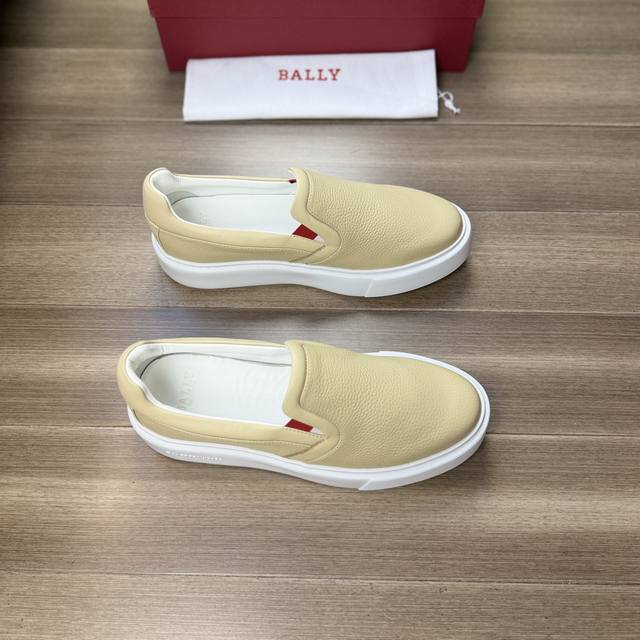 Bally 巴利-高端品质 原单-鞋面：纳帕小牛皮、摔纹小牛皮、鞋口品牌松紧-内里：水染牛皮-大底：超轻tpu发泡 Xl ；成型大底-超高品控 做工精细：凸显
