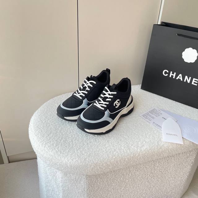 出厂：Chanel 香奈儿 2025顶级专柜 早春新品官网上新 独家首发 Chanel 香奈儿25Ss顶奢熊猫鞋 老爹鞋 运动鞋 Chanel熊猫鞋 Chane