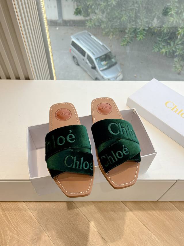 代购级g076Chloe 克洛伊 蔻依经典春夏款刺绣交叉带拖鞋克洛伊春夏款，字母交叉带平底拖鞋，原版私模高密度橡胶发泡鞋底，人工固特异手法穿线，配上后掌位置挖槽