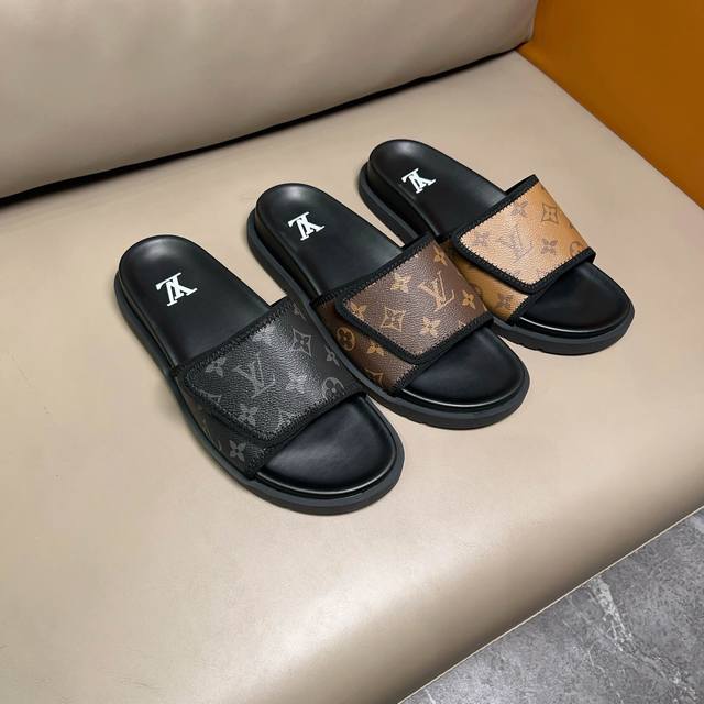 工厂价 LOUIS VUITTON 路易威登原单品质 LV魔术贴一字拖，官网爆款男士魔术贴拖鞋 专柜同步发售 ！意大利进口原版面料 原厂特供原版底 码数：38-