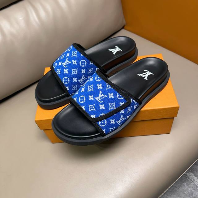 工厂价 LOUIS VUITTON 路易威登原单品质 LV魔术贴一字拖，官网爆款男士魔术贴拖鞋 专柜同步发售 ！意大利进口原版面料 原厂特供原版底 码数：38-