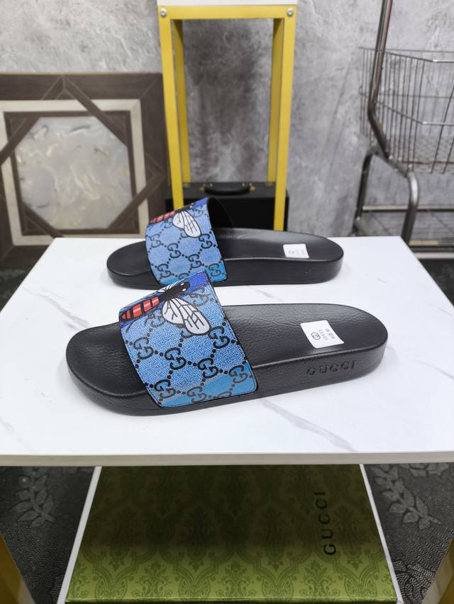 实价 情侣款 GUCCI-古奇 百搭休闲拖鞋，进口原版材质，羊皮内里 高档舒适，原版大底轻盈耐磨！纯手工制作，细节决定品质！37-44 35.36.46.47定