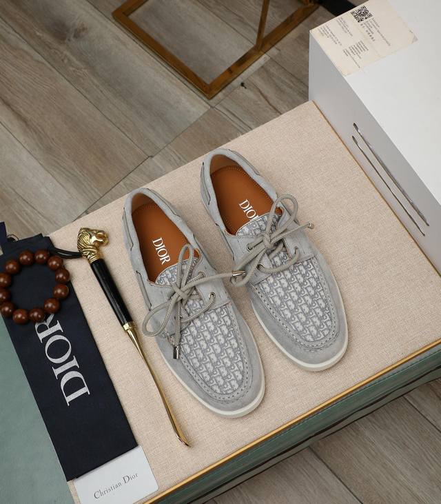 出厂价 水染牛里 原单品质Dior .迪奥 原单代购、高端皮鞋、面料：采用意大利进口牛皮水染牛里 牛皮里特供原版大底、做工精细、实物拍摄size：38-44 4