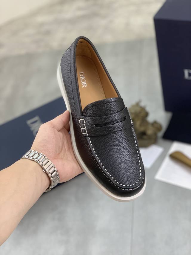 工厂价 实价 高版本 Dior 迪奥 原版1:1复刻！顶级意大利代购！男士商务休闲皮鞋，鞋面原版进口小牛皮，极致质感，绅士风范，内里进口水染牛皮，顶级意大利原版