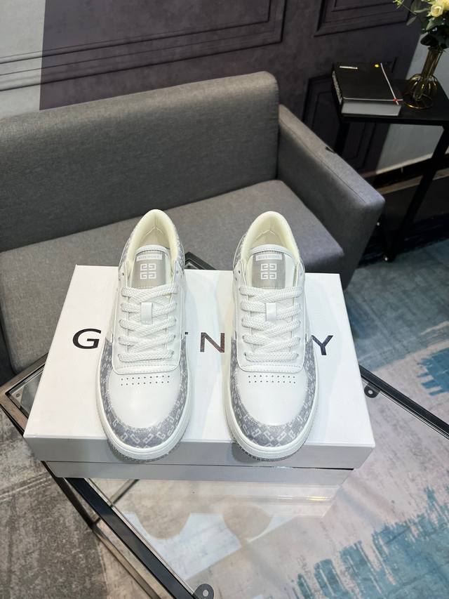 GIVENCHY纪梵希 .男士新款时尚休闲板鞋热卖进口牛皮.舒适羊皮内里 原版大底 脚感舒适 38-44码 45订做不退换