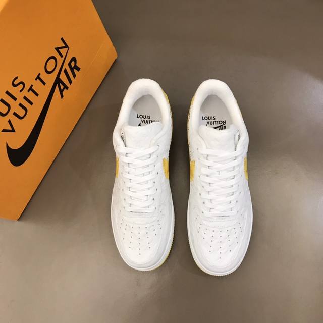 OUIS *UITTO* x OFF-WHITE x Nike 三方联名！潮酷男士休闲运动鞋，配色无敌，设计思路基本上是延续 THE TEN 的风格，Swoos