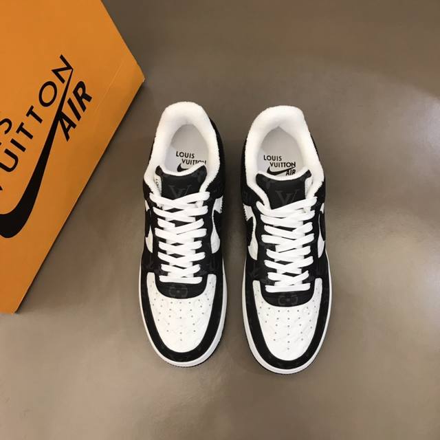 OUIS *UITTO* x OFF-WHITE x Nike 三方联名！潮酷男士休闲运动鞋，配色无敌，设计思路基本上是延续 THE TEN 的风格，Swoos