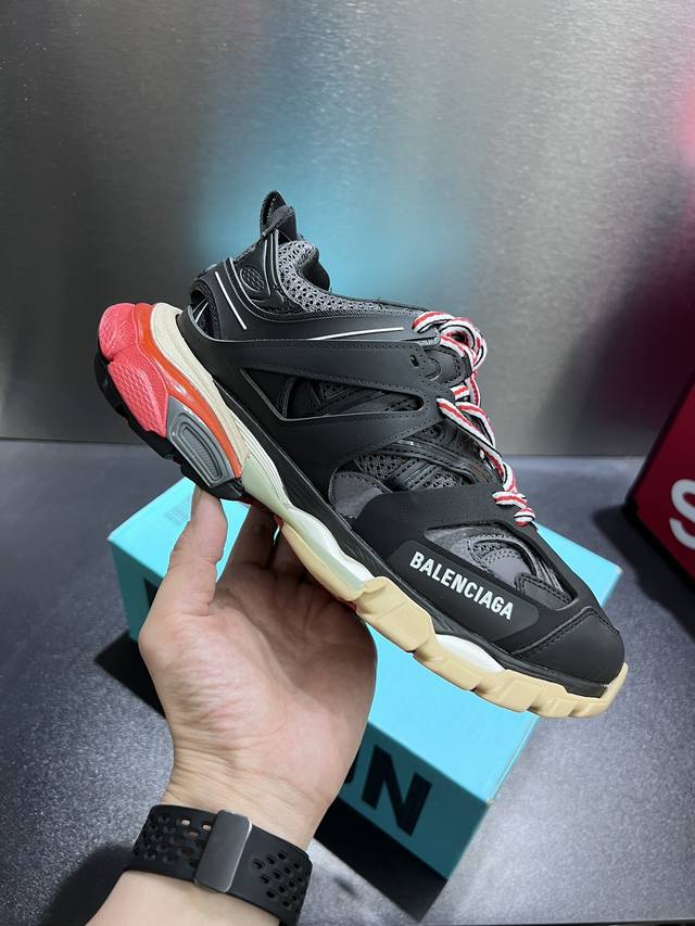 巴黎世家 户外概念鞋 Balenciaga Sneaker Tess 三代通货跑量版本 细节精准对位官方 私模组合大底原装大盒 从里到外 一切百分百还原官方配置