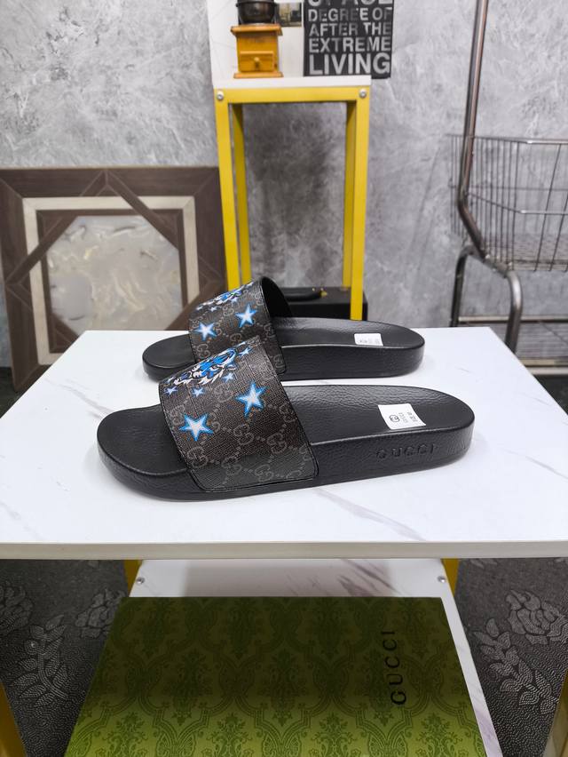 实价 情侣款 GUCCI-古奇 百搭休闲拖鞋，进口原版材质，羊皮内里 高档舒适，原版大底轻盈耐磨！纯手工制作，细节决定品质！37-44 35.36.46.47定