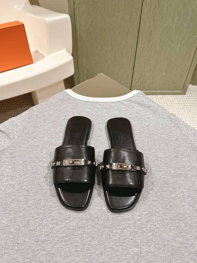 代购级 225 爱马仕新配色 Kelly扣平底拖鞋 好穿百搭，夏日必备高端工具鞋 鞋面小牛皮&定制牛仔布面，内里垫脚小牛皮， 意大利进口牛皮底和牛皮沿条 Siz