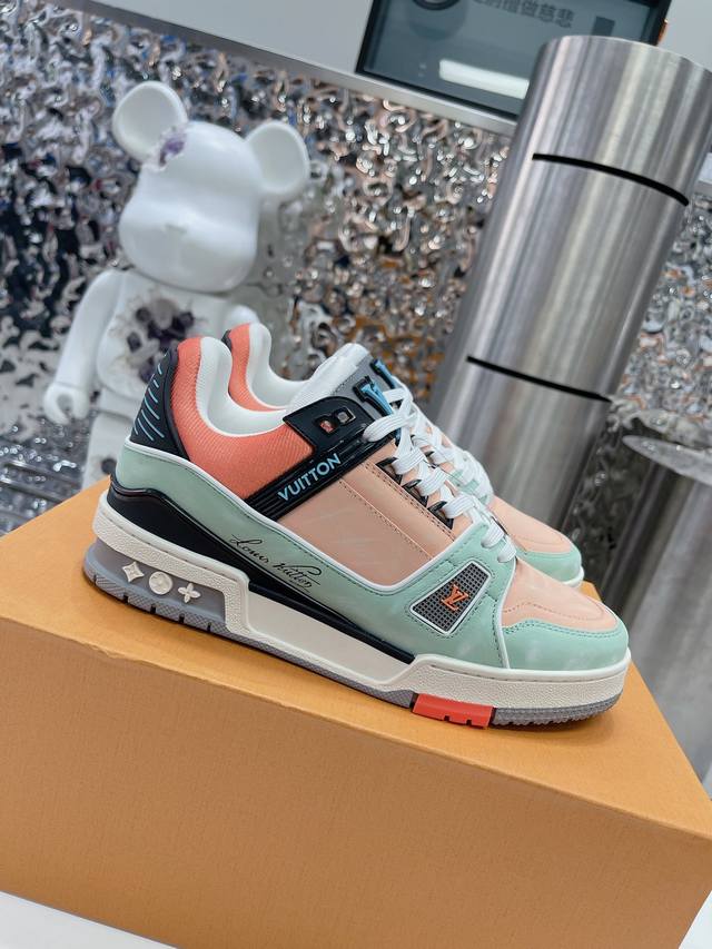 代购品质LV～路易威登Lv TRAINER最好看的运动鞋，驴牌力推新品，官网限定款复古篮球运动鞋！高帮低帮均花血本购入原版1:1精准复刻、细节很无敌、诚意满满、
