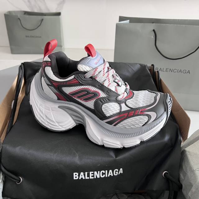 顶级版 顶级版本Balenciaga： 巴黎世家10xl系列 情侣款老爹鞋 白蓝。原版购入开发 做货 Balenciaga 整体鞋型汲取了Balenciaga