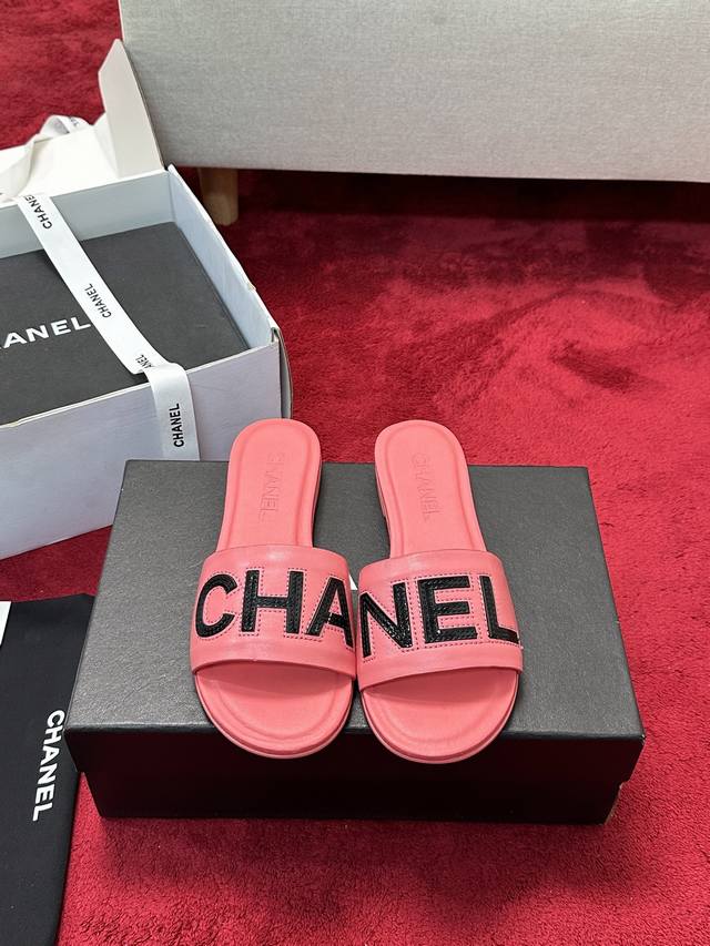 厂价 CHANE*｜小香24P新品针织双C平底拖鞋夏天一定要入的凉拖系列鞋面采用原版定制材质内里垫脚是丝绸羊皮意大利进口牛皮大底码数：35-39 40 41定制
