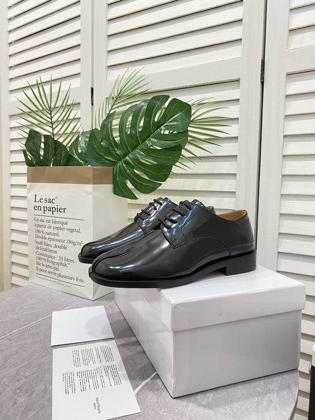 出厂价女款 男款 MaisonMargiela｜MM6马吉拉经典乐福鞋_______________________________这款超多网红在秀，第一晚看上