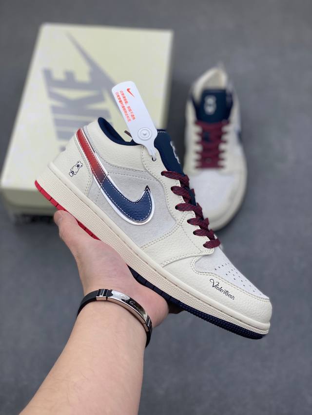 独家实拍 air 1 low1乔1低帮休闲板鞋 同步官方配色 市场唯一独家头层皮打造 原鞋原档案开发 原厂皮料 原档冲孔鞋头 正确满胶鞋垫 四线拉帮 原厂织唛标