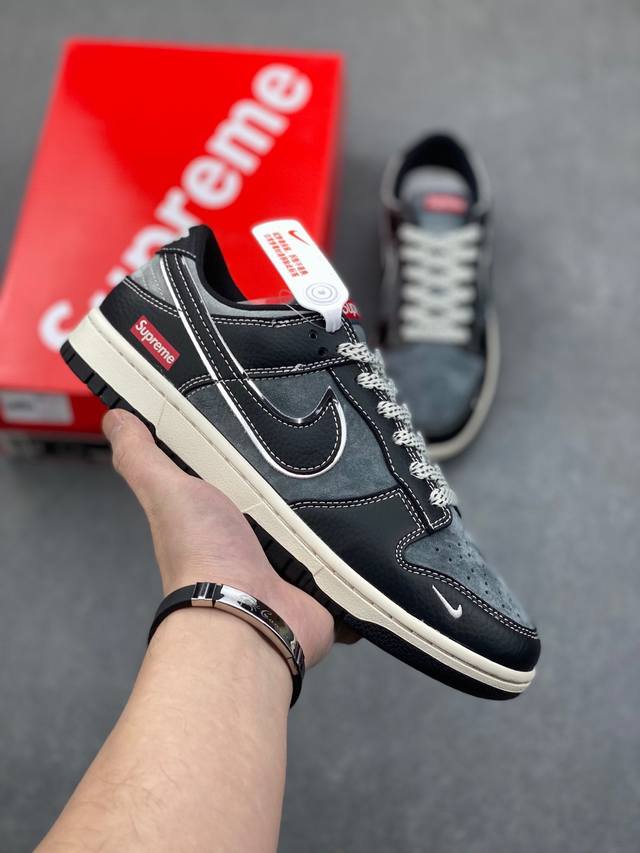 耐克 nk sb dunk low 北面联名mr.vera设计师 “sup联名 黑白灰配色“高端定制 低帮休闲运动板鞋独家版型，柔软皮革鞋面，冲击视觉和脚感体验