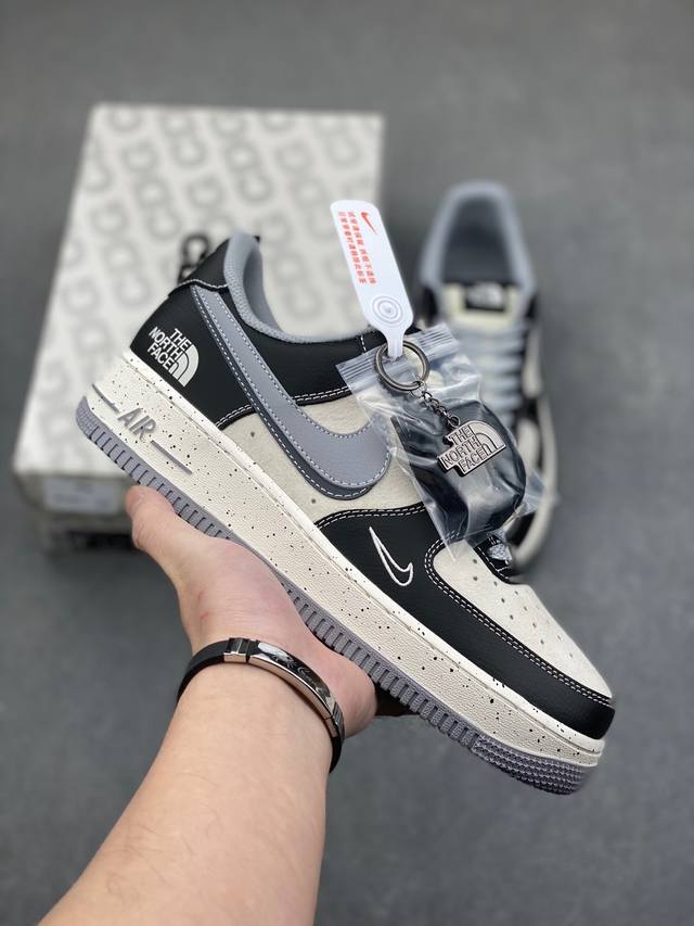 海外限量发售！公司级 air force 1 07 low “联名--黑灰双勾” 低帮 运动鞋 休闲鞋 折边针车 工艺难度大 原楦头原纸板 原装鞋盒 定制五金配